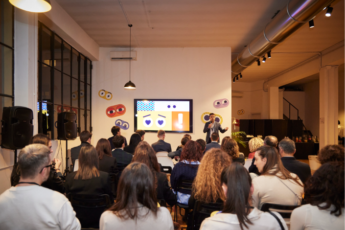 AAA HRivoluzioni per l’uso - Aperitivo, AI e Altre storie